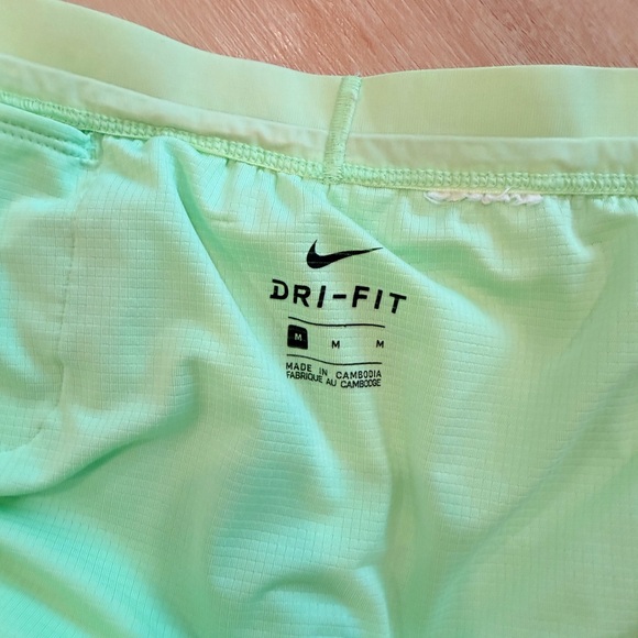 Set of 2 Nike Running shorts 5” - Picture 3 of 6